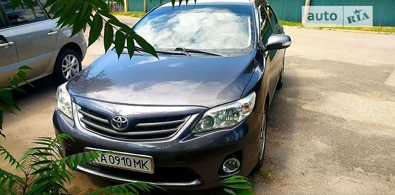 2010 toyota corolla