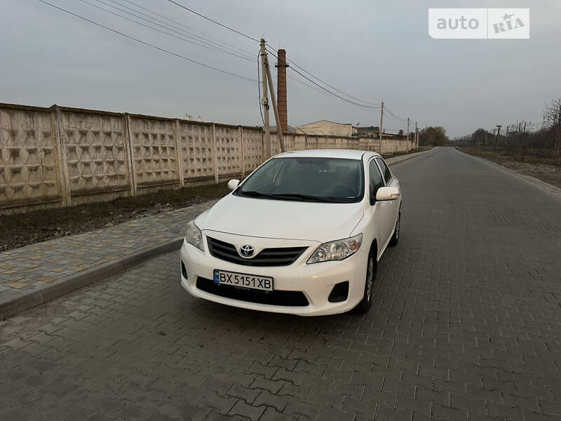 2013 toyota corolla