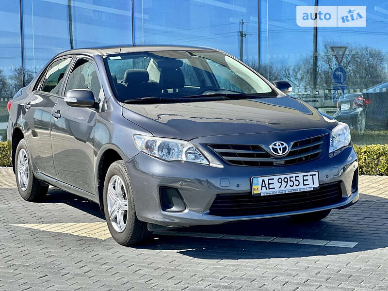 2013 toyota corolla