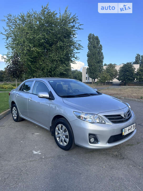 2012 toyota corolla