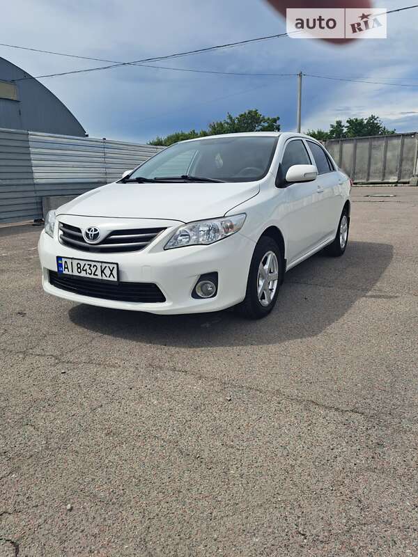 2012 toyota corolla