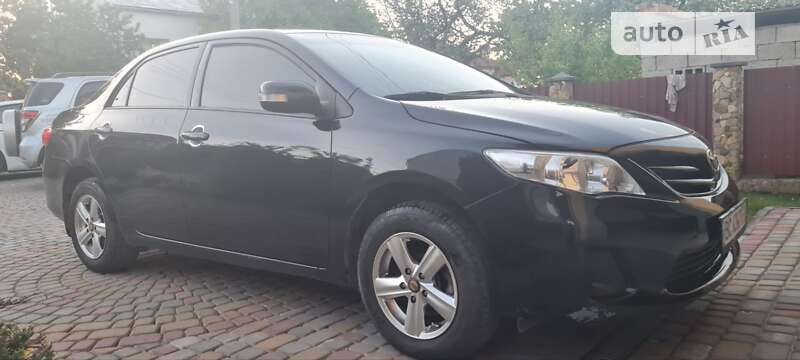 2012 toyota corolla
