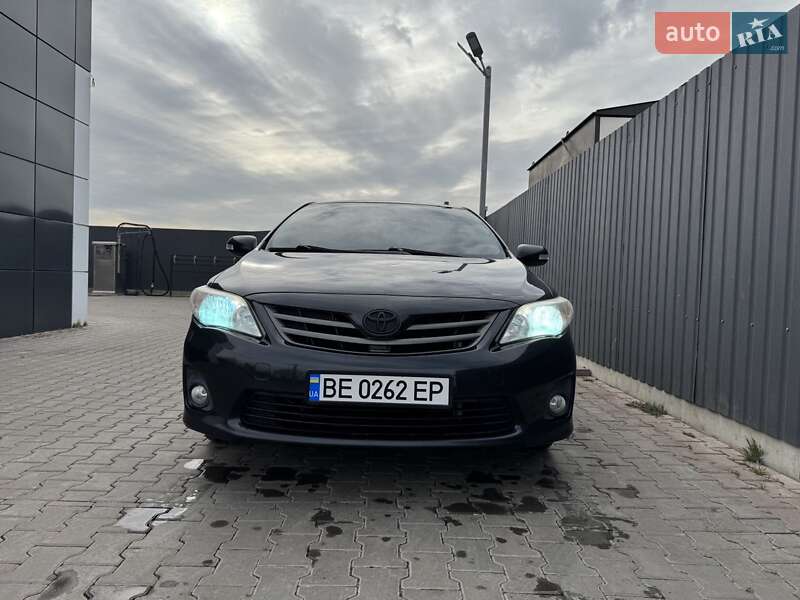 2011 toyota corolla