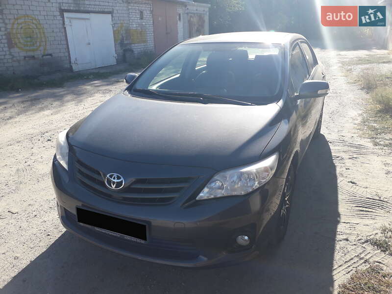 2012 toyota corolla