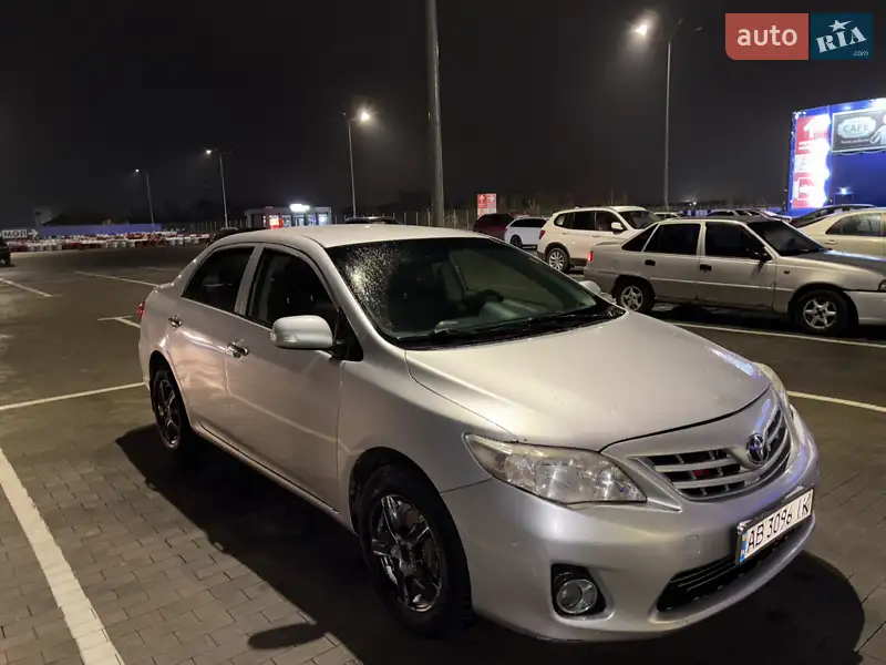 2010 toyota corolla