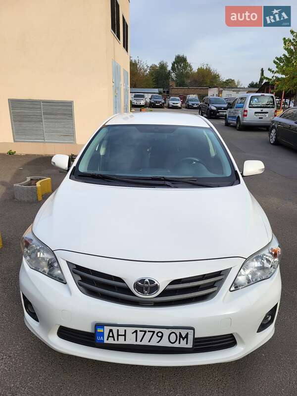 2010 toyota corolla