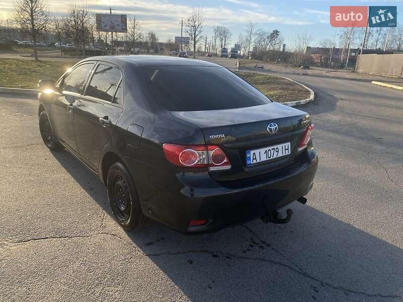 2011 toyota corolla