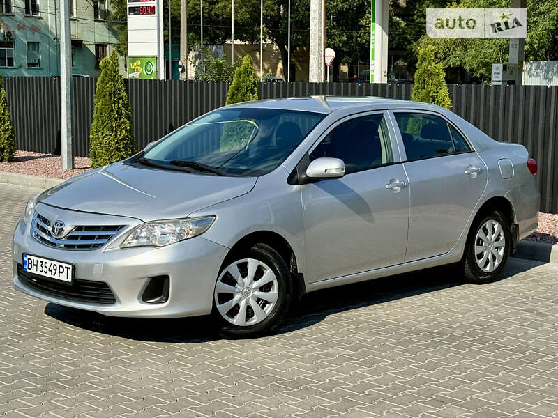 2011 toyota corolla