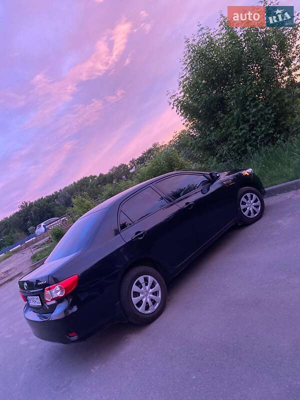 2012 toyota corolla