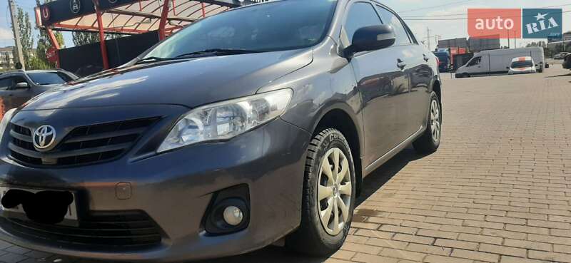 2012 toyota corolla
