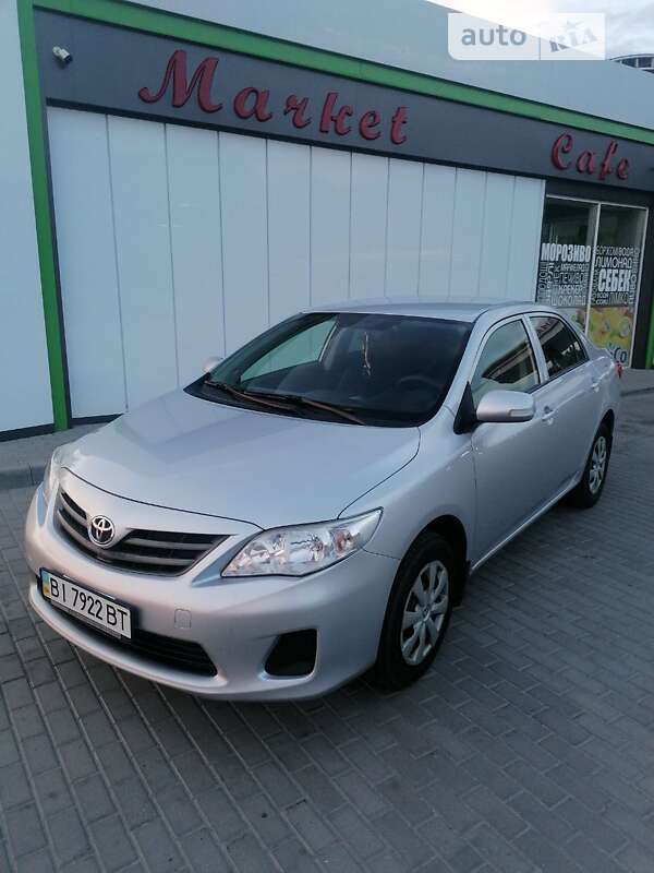 2013 toyota corolla