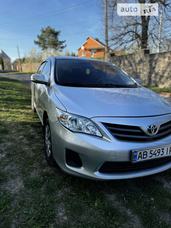 2010 toyota corolla