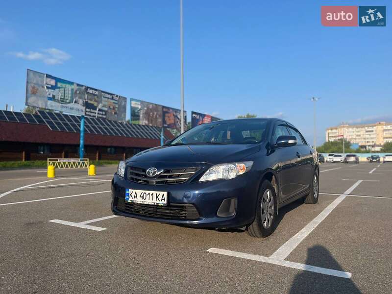 2010 toyota corolla