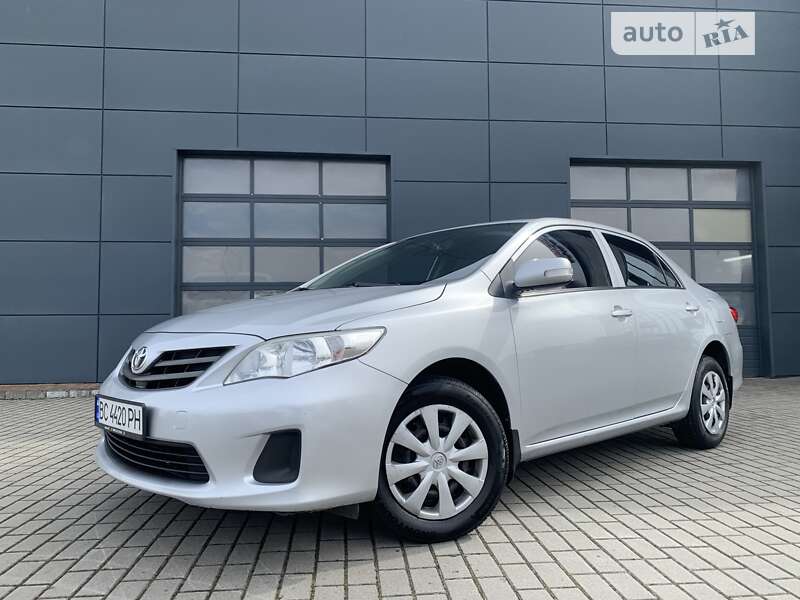 2010 toyota corolla