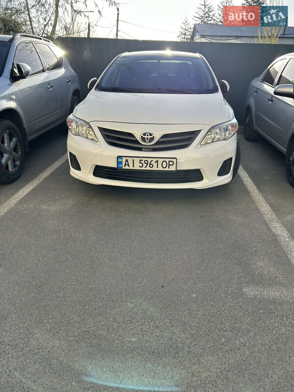 2012 toyota corolla
