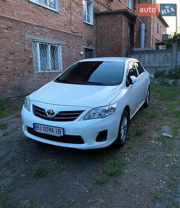 2012 toyota corolla