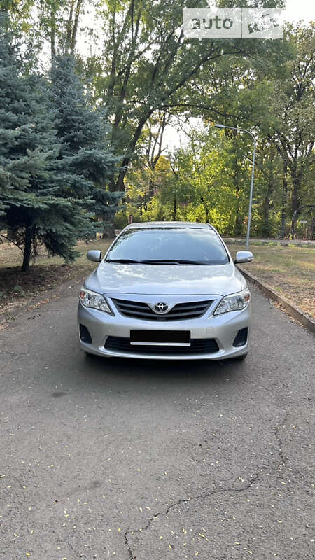 2010 toyota corolla