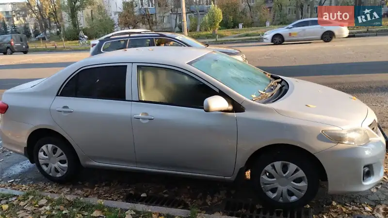2013 toyota corolla