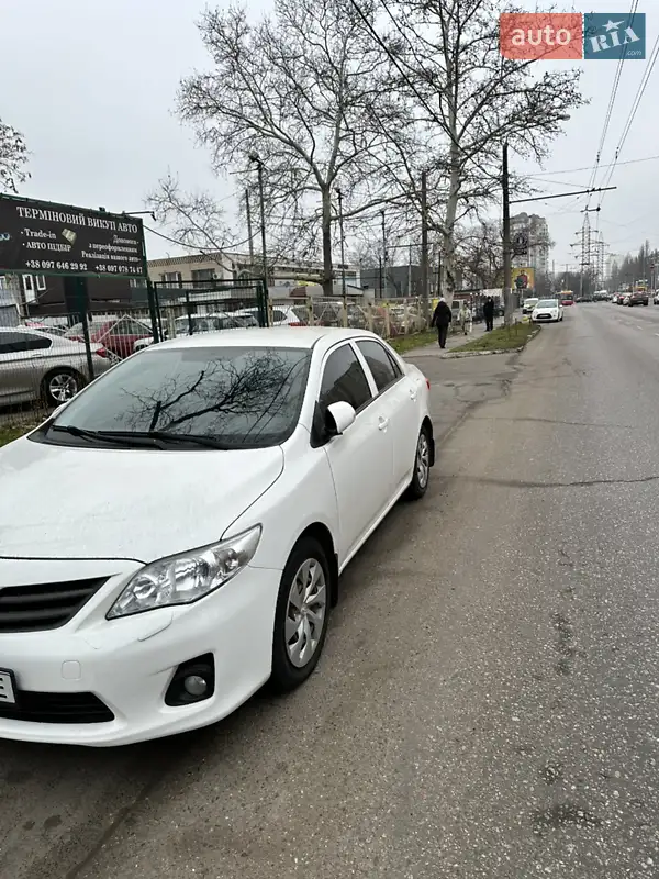 2013 toyota corolla