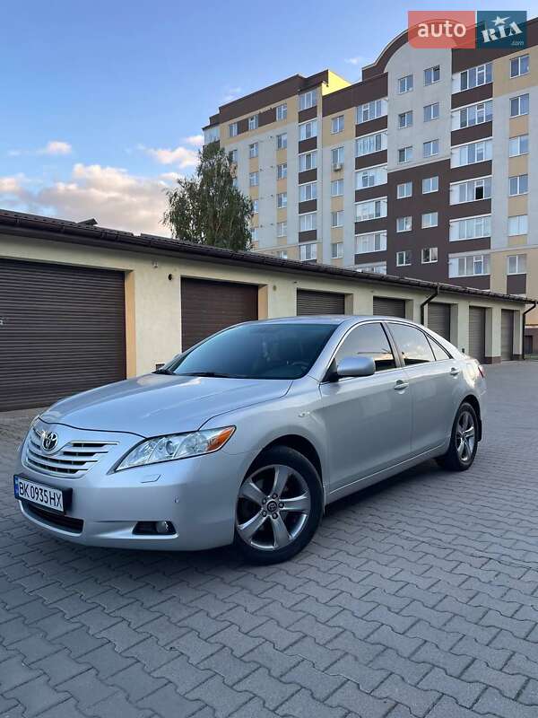 2008 toyota camry