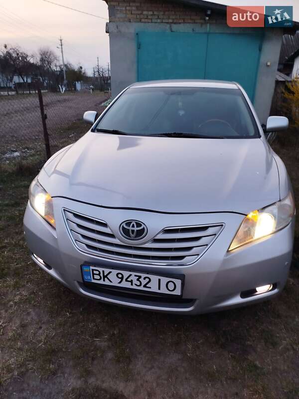 2008 toyota camry