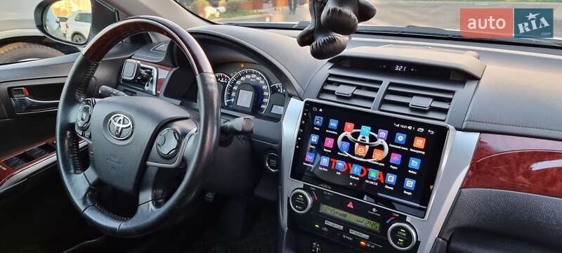 2012 toyota camry