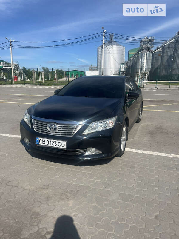 2012 toyota camry