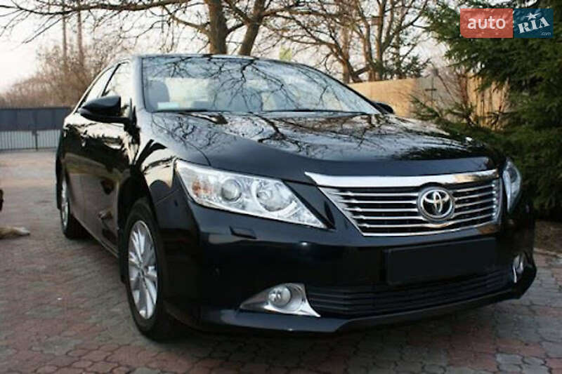 2011 toyota camry