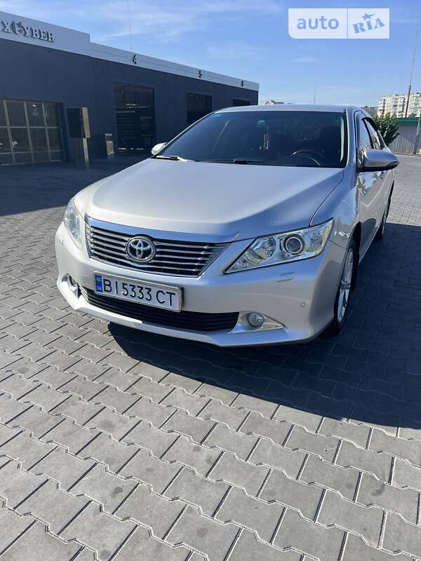2012 toyota camry