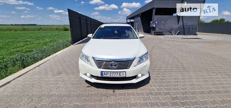 2011 toyota camry