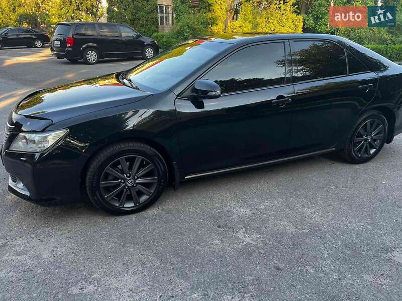 2012 toyota camry