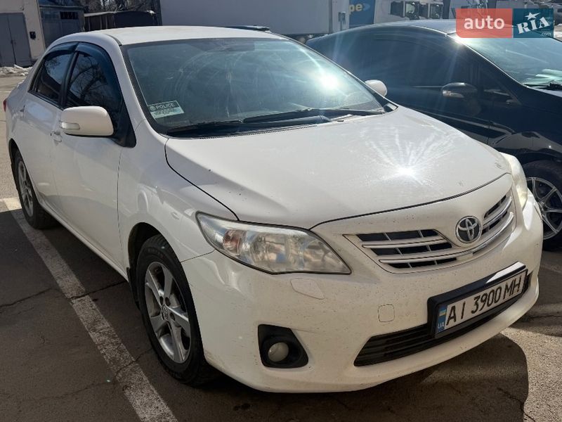 2011 toyota corolla