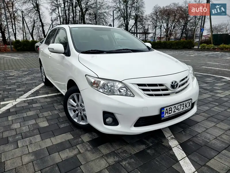 2012 toyota corolla
