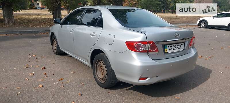 2012 toyota corolla