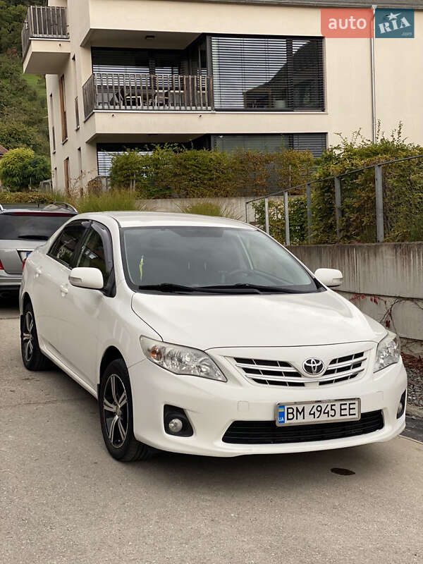 2012 toyota corolla