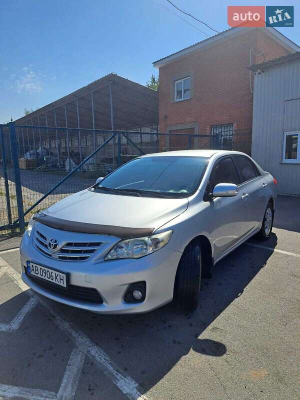 2011 toyota corolla