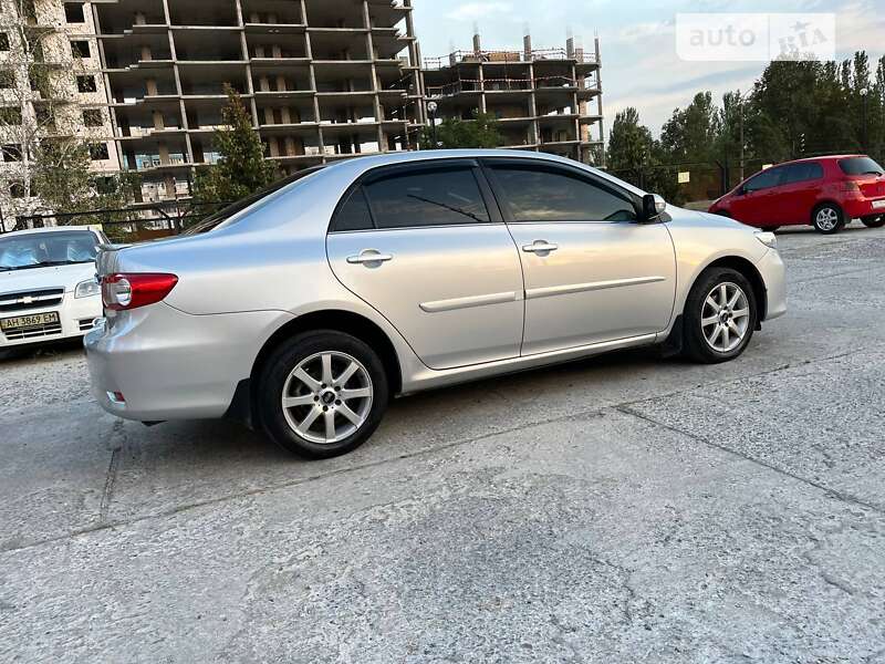 2011 toyota corolla