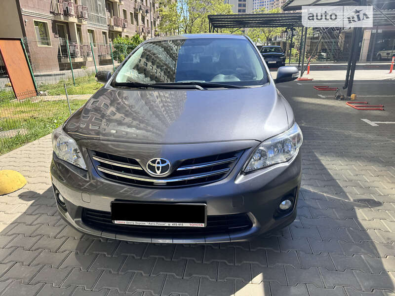2012 toyota corolla