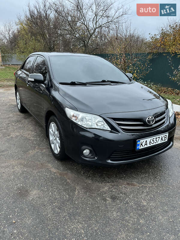 2013 toyota corolla