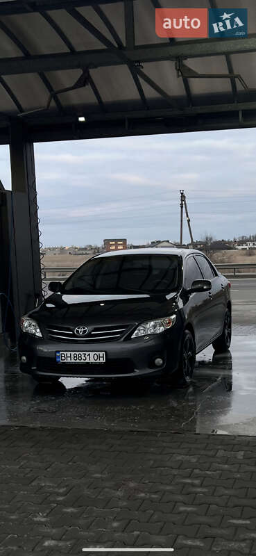 2010 toyota corolla
