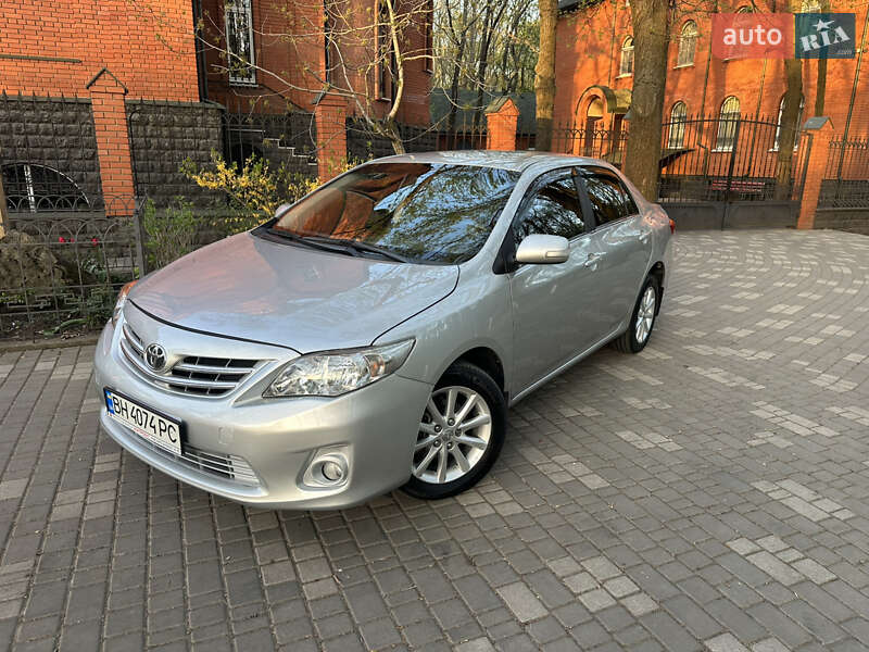 2010 toyota corolla
