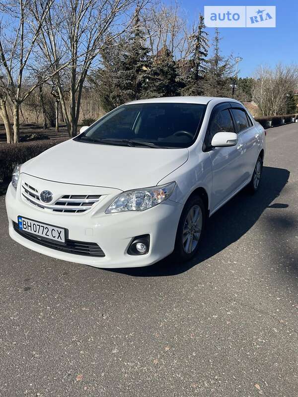 2010 toyota corolla