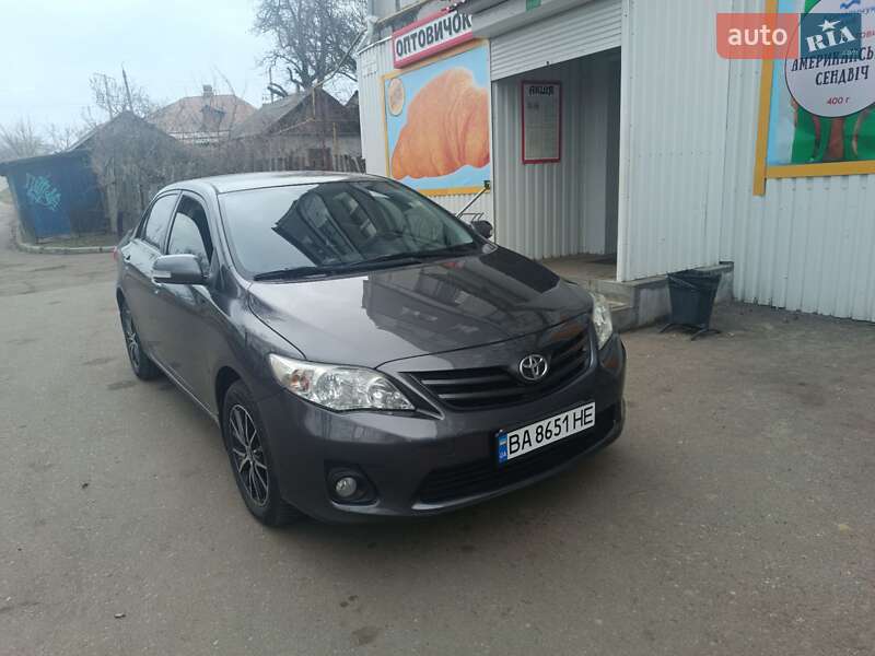 2011 toyota corolla