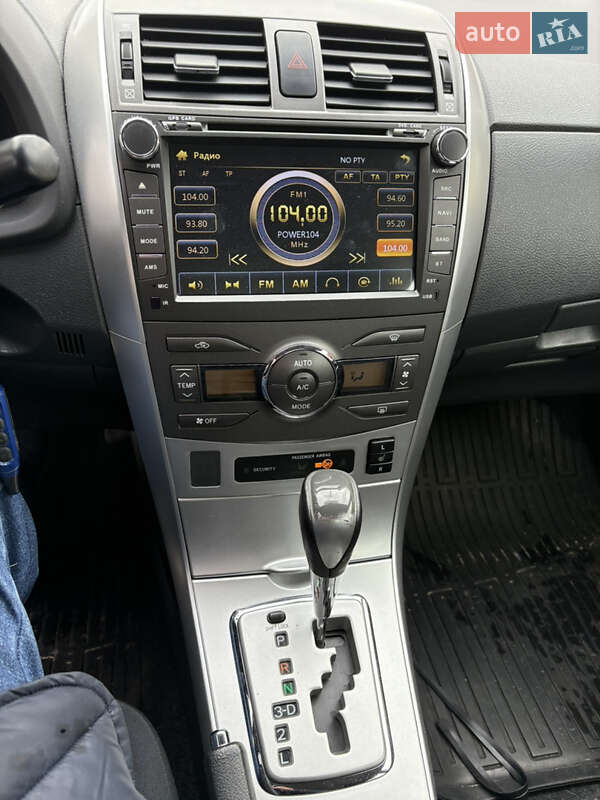 2012 toyota corolla