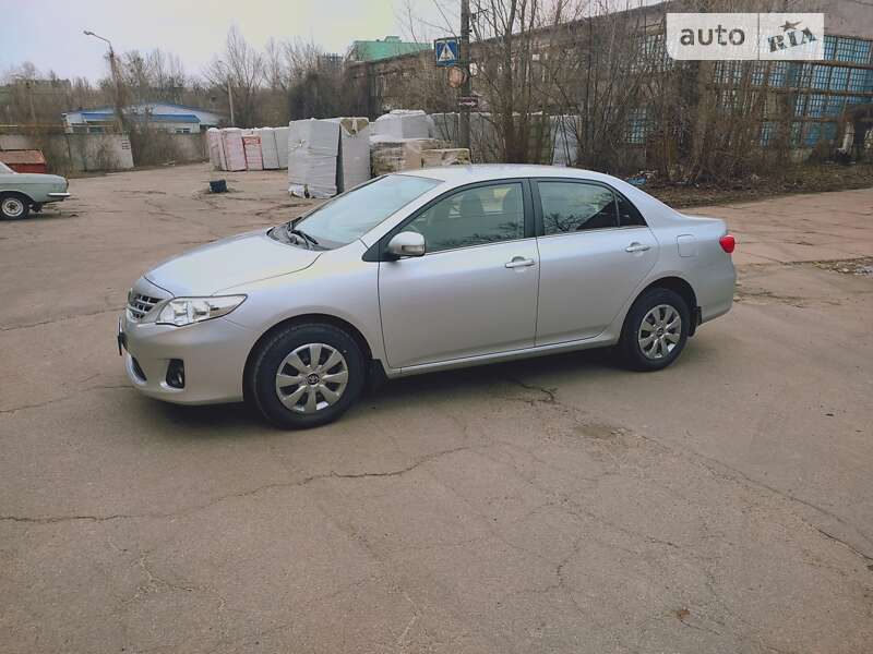 2011 toyota corolla
