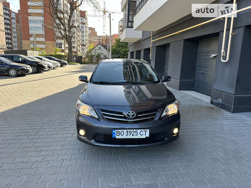2011 toyota corolla