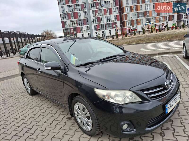 2011 toyota corolla