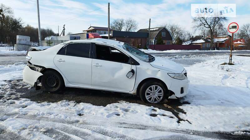 2012 toyota corolla