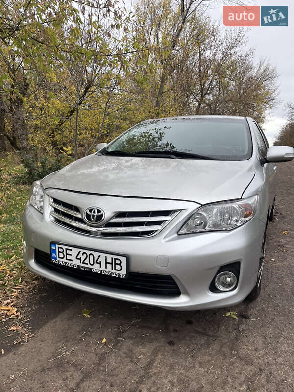 2011 toyota corolla