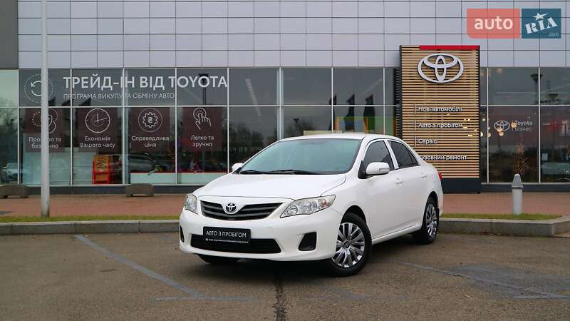 2011 toyota corolla